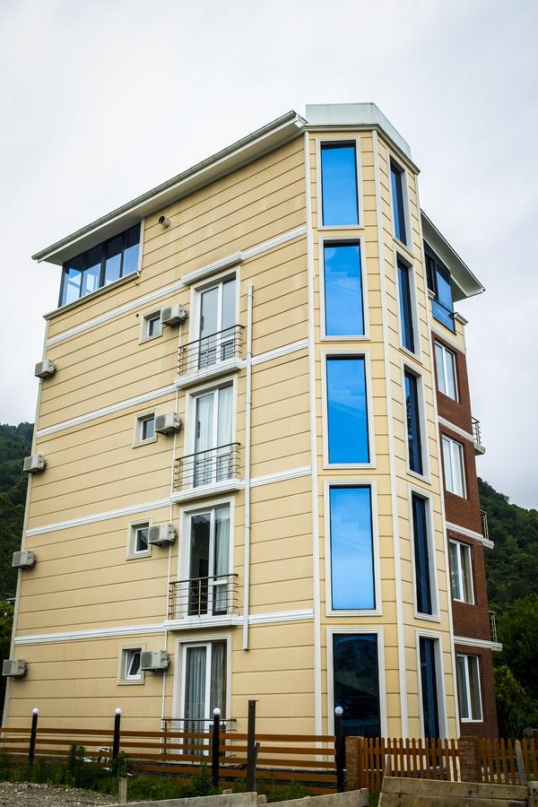Orange Hotel Gonio Kültér fotó
