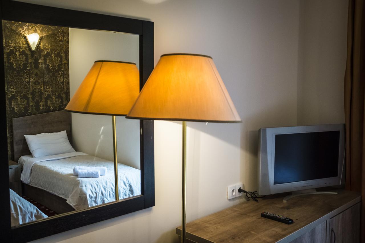 Orange Hotel Gonio Kültér fotó